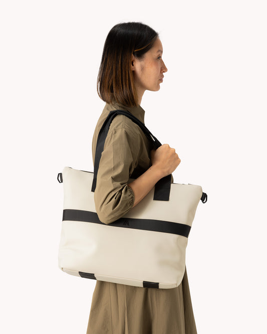 TOTE LITE- Light Sand